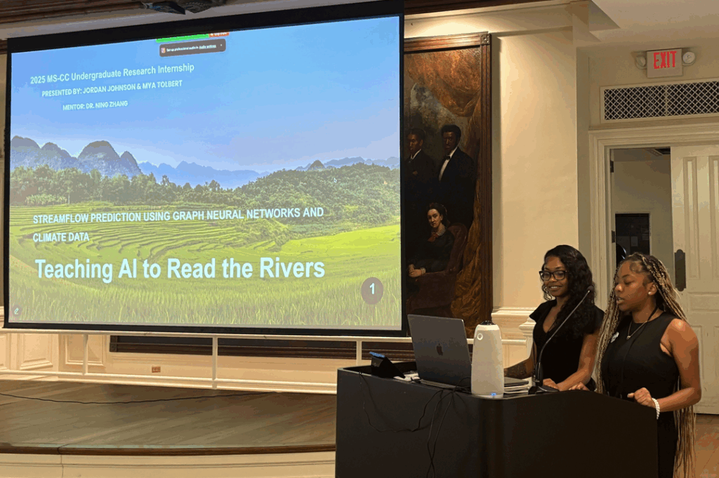 Two students presenting at an MS-CC event.